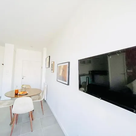 Elaina Apartment Villeurbanne