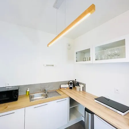 Elaina Appartement *