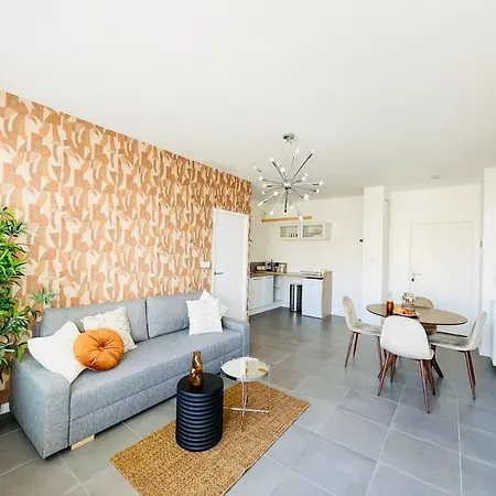 Elaina Appartement *